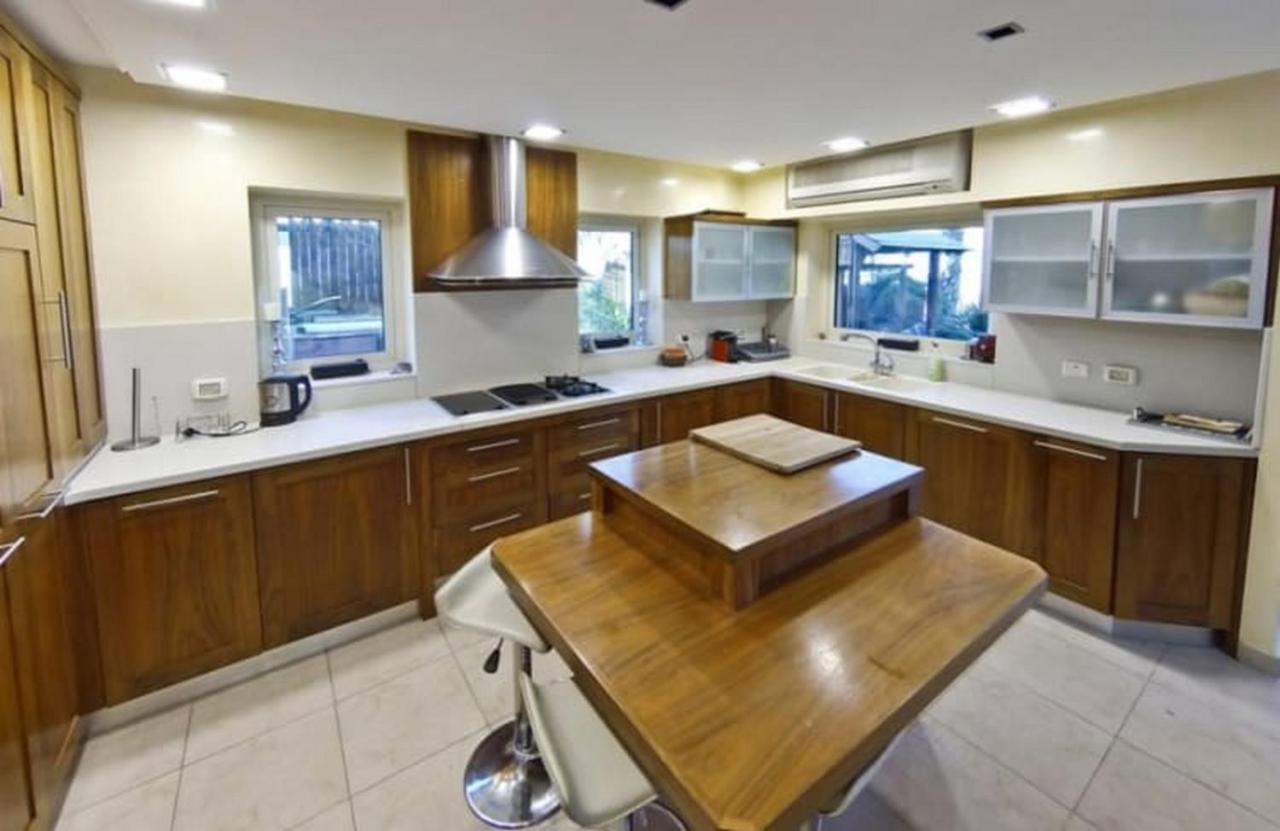 Villa Family Eilat With Heated Pool 외부 사진