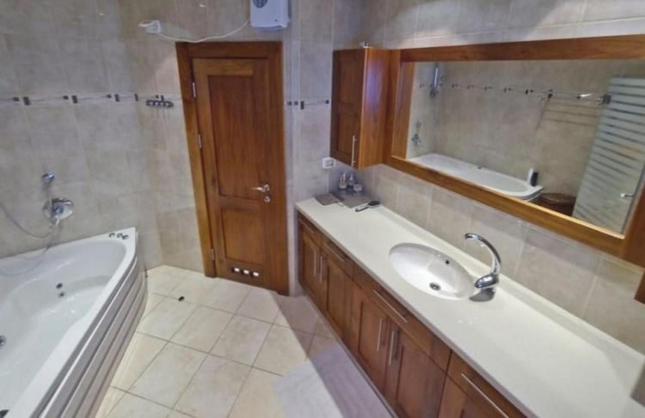 Villa Family Eilat With Heated Pool 외부 사진