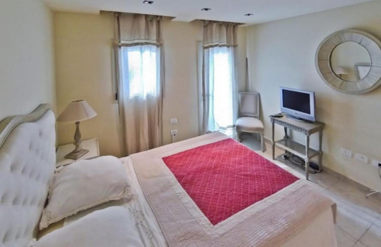 Villa Family Eilat With Heated Pool 외부 사진