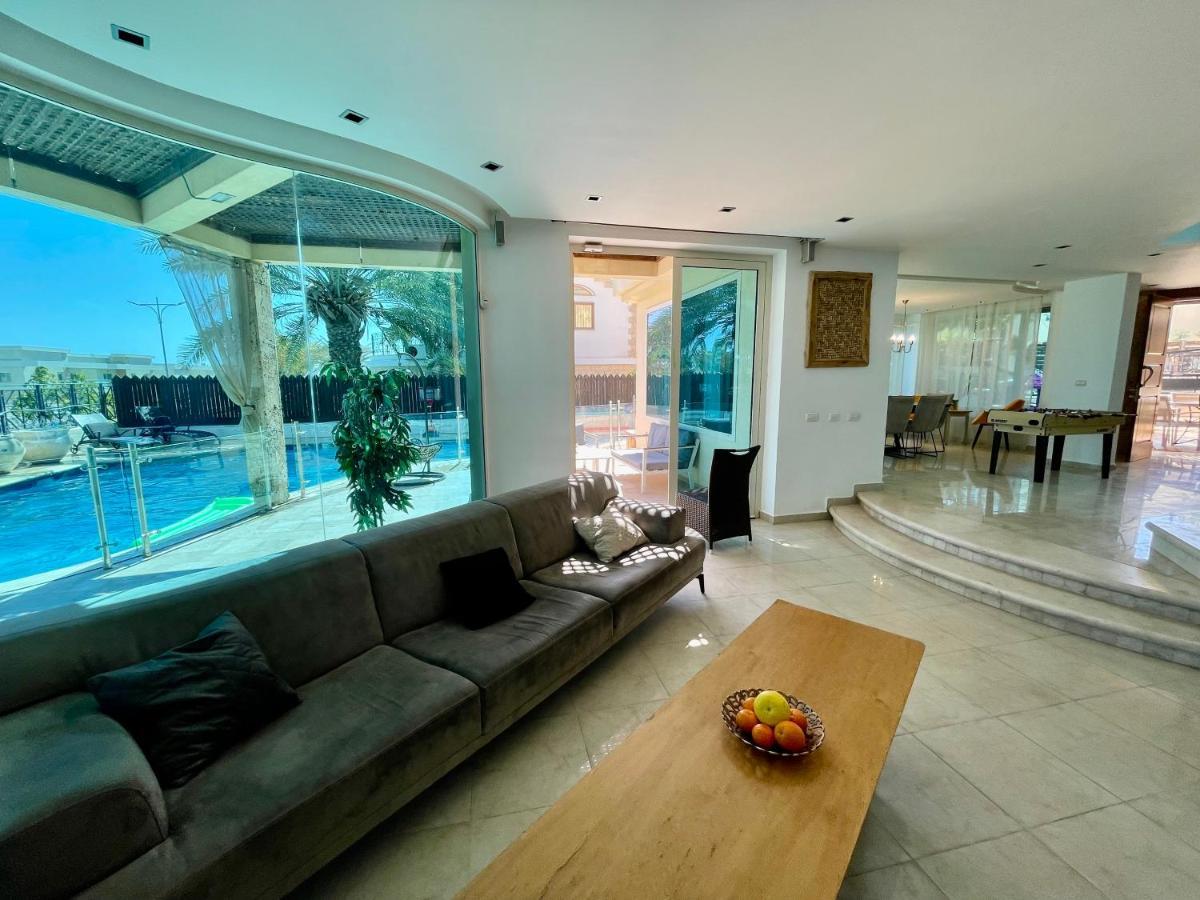 Villa Family Eilat With Heated Pool 외부 사진
